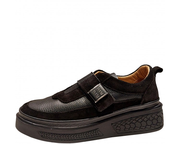 Lizzaro закрытые туфли Lizzaro закрытые туфли
