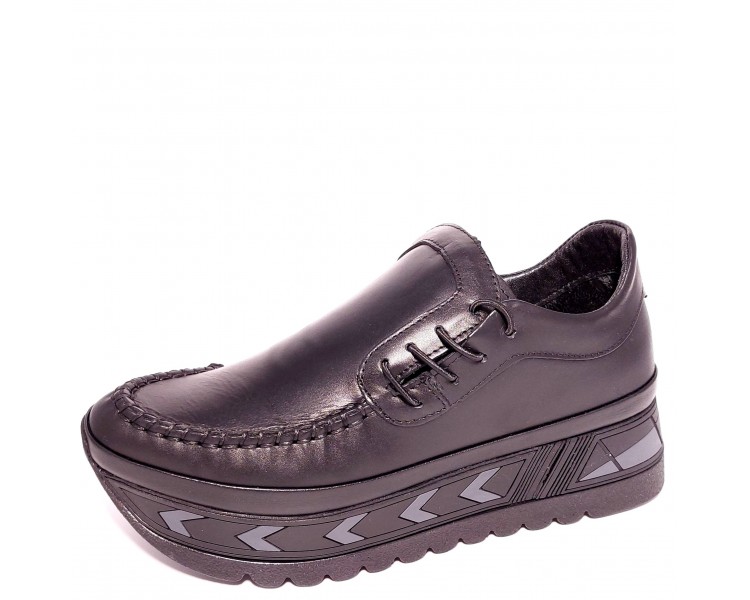 Lizzaro закрытые туфли Lizzaro закрытые туфли